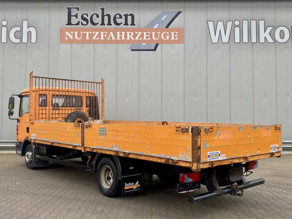 MAN TGL 8.210 4x2 BL - Dropside/ Flatbed truck: picture 3 MAN TGL 8.210 4x2 BL - Dropside/ Flatbed truck: picture 3