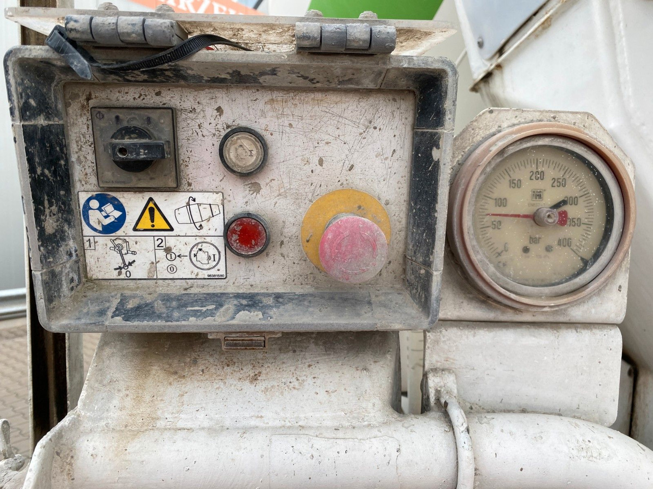 Mercedes-Benz 3236 Arocs | 9m³ Stetter*Klima*Navi*Blatt*1.Hand - Concrete mixer truck: picture 4 Mercedes-Benz 3236 Arocs | 9m³ Stetter*Klima*Navi*Blatt*1.Hand - Concrete mixer truck: picture 4