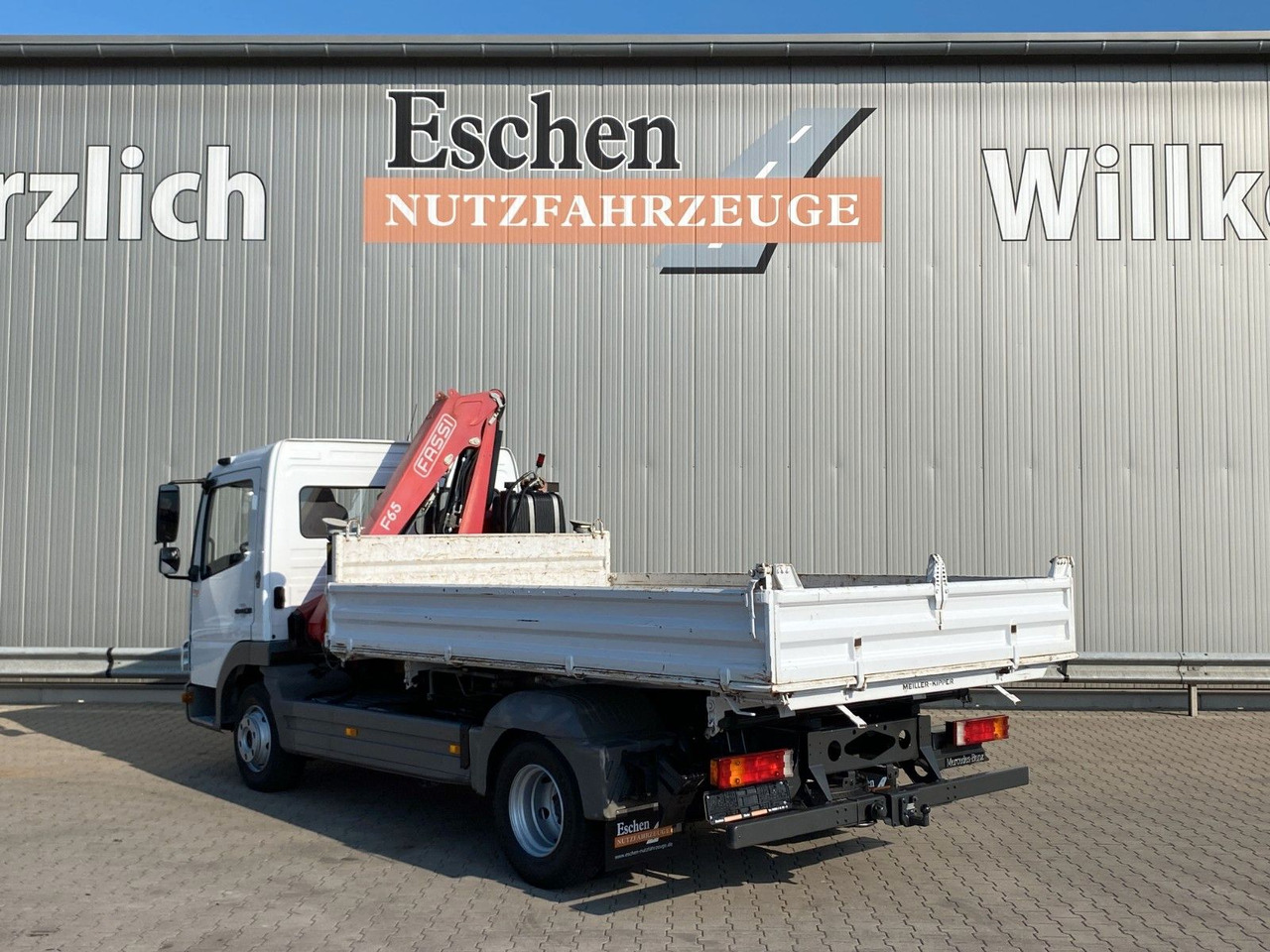 Mercedes-Benz 818 Atego | Fassi F65*MEILLER*PKW-AHK*1.Hand - Tipper, Crane truck: picture 4 Mercedes-Benz 818 Atego | Fassi F65*MEILLER*PKW-AHK*1.Hand - Tipper, Crane truck: picture 4