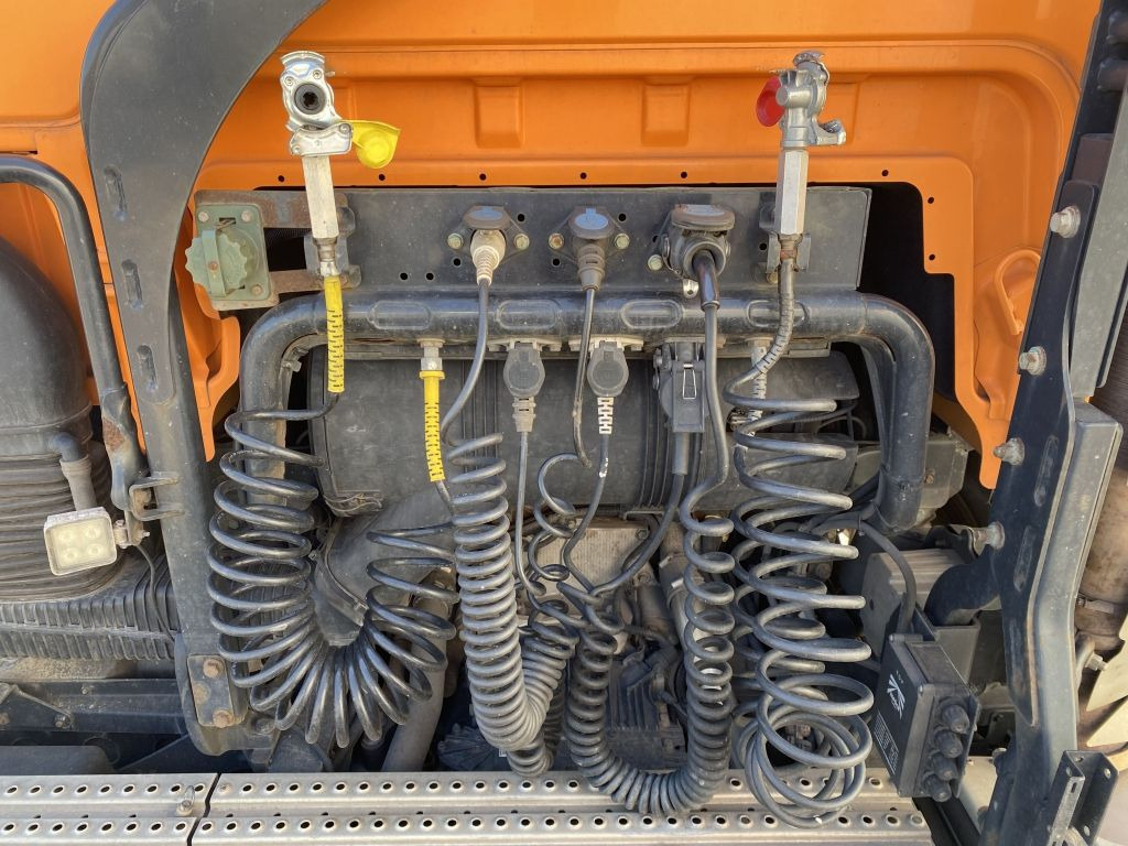 MAN TGX 26.480 6x4 | XLX*Retarder*ACC*50mm AHK*Klima - Tractor unit: picture 5 MAN TGX 26.480 6x4 | XLX*Retarder*ACC*50mm AHK*Klima - Tractor unit: picture 5