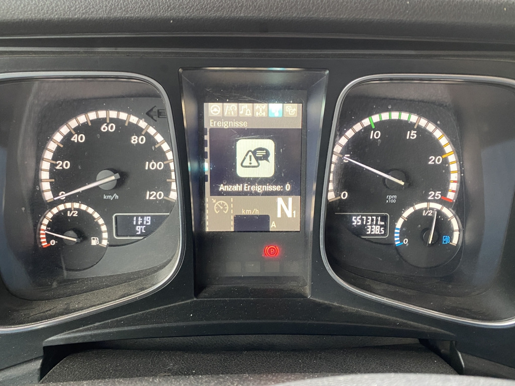 Tractor unit Mercedes-Benz 1846 LS Actros: picture 7