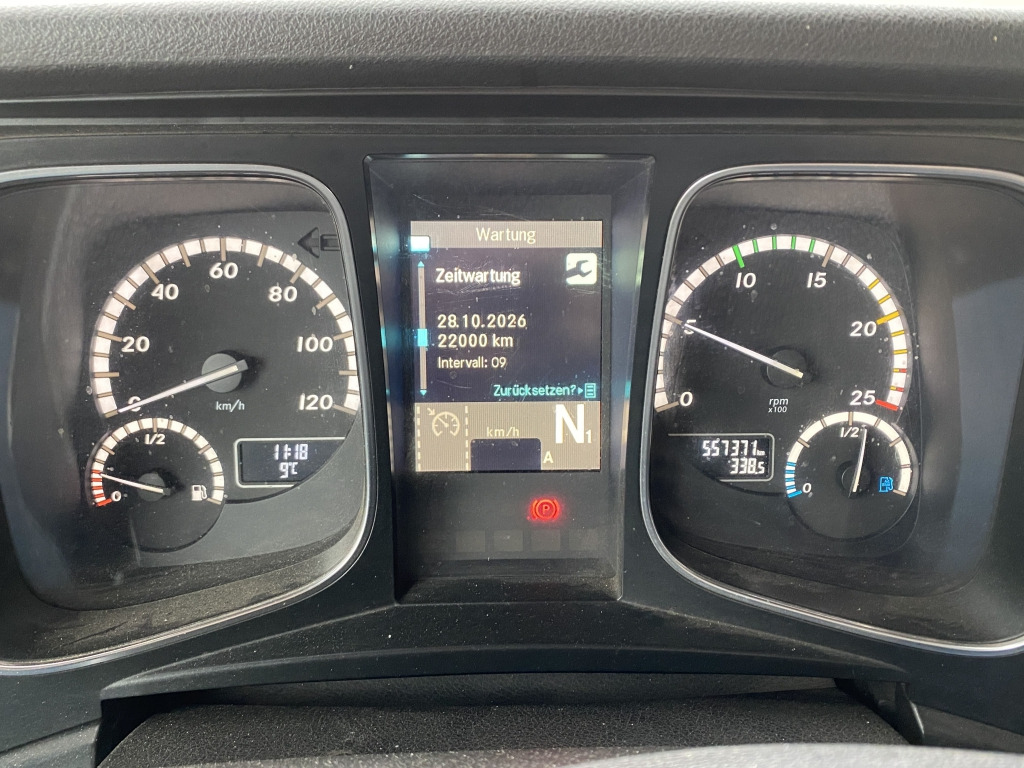 Tractor unit Mercedes-Benz 1846 LS Actros: picture 6