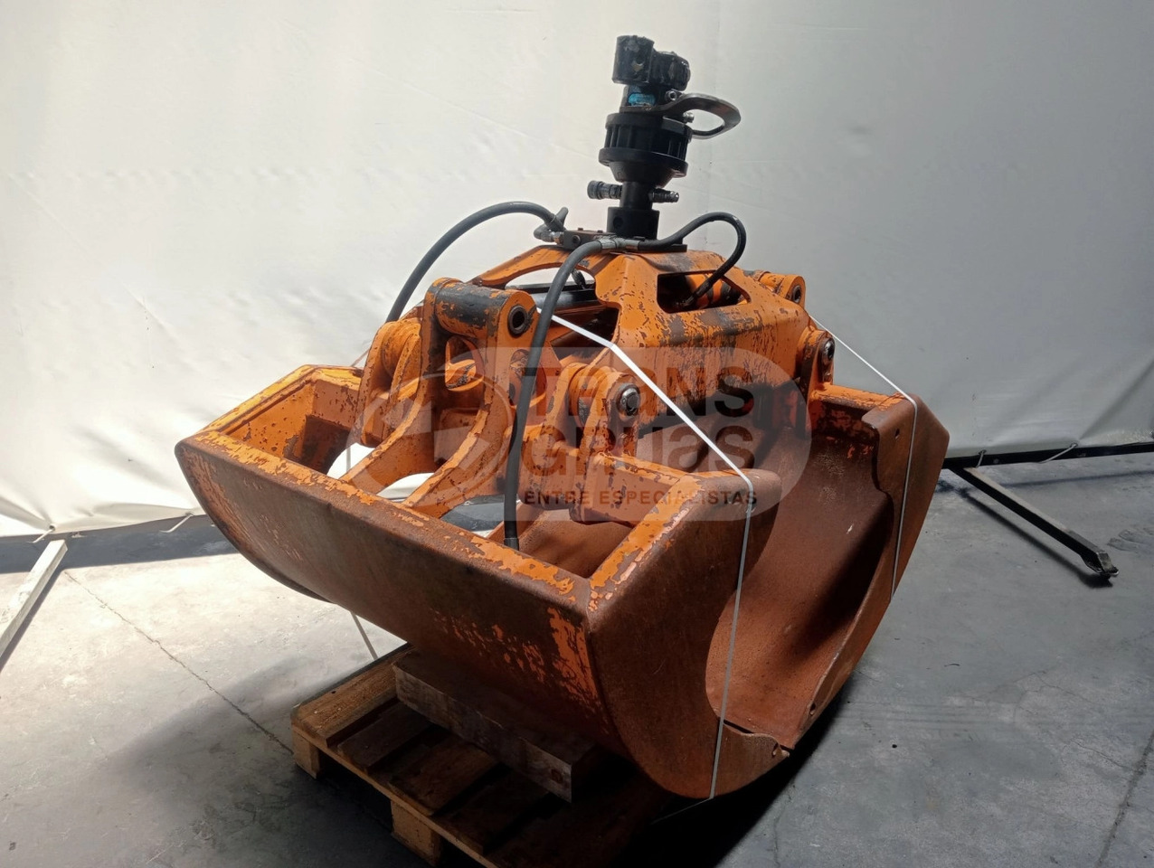 Bivalva HEMA 350l - Clamshell bucket: picture 1 Bivalva HEMA 350l - Clamshell bucket: picture 1