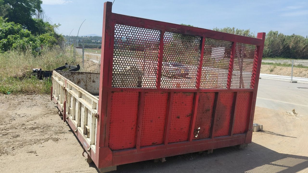 Caja quita y pon 4100x600x2520 MM - Flatbed body: picture 2 Caja quita y pon 4100x600x2520 MM - Flatbed body: picture 2