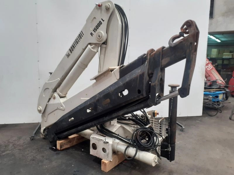 Grúa Bonfiglioli P15000L - Loader crane for Truck: picture 2 Grúa Bonfiglioli P15000L - Loader crane for Truck: picture 2