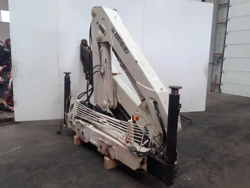 Grúa Bonfiglioli P15000L - Loader crane for Truck: picture 5 Grúa Bonfiglioli P15000L - Loader crane for Truck: picture 5