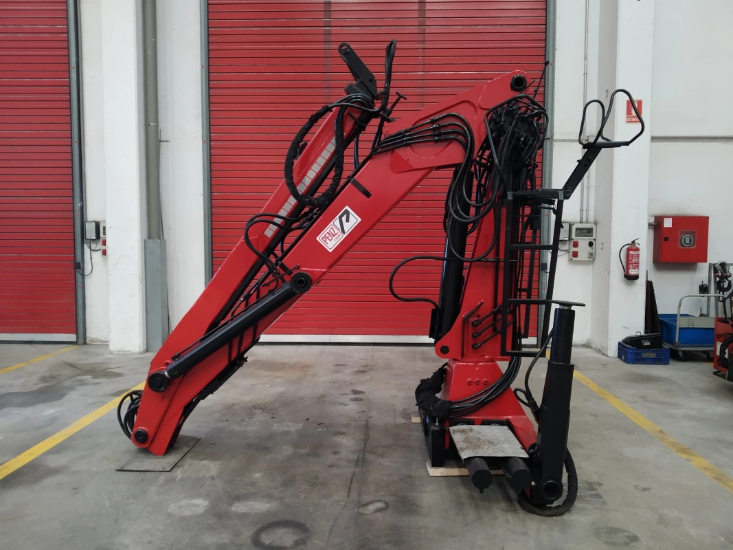 Grúa PENZ 9100H - Loader crane for Truck: picture 3 Grúa PENZ 9100H - Loader crane for Truck: picture 3