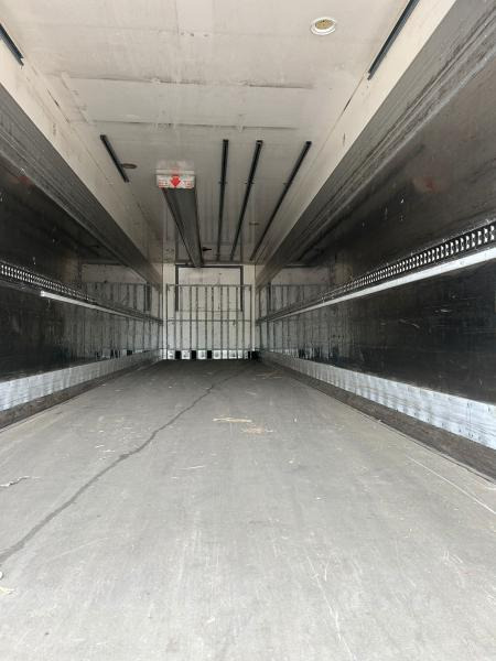 Chereau - Closed box semi-trailer: picture 5 Chereau - Closed box semi-trailer: picture 5