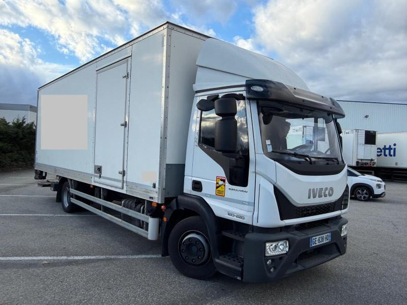 Iveco Eurocargo 120E22 - Box truck: picture 1 Iveco Eurocargo 120E22 - Box truck: picture 1
