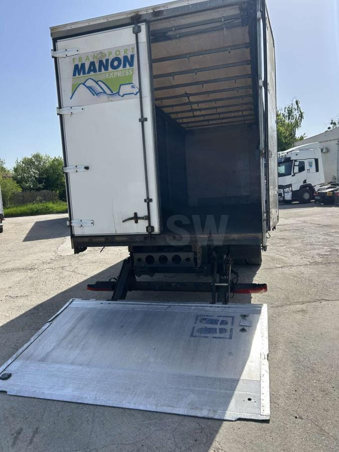 Curtainsider truck MAN TGL 12.250: picture 7