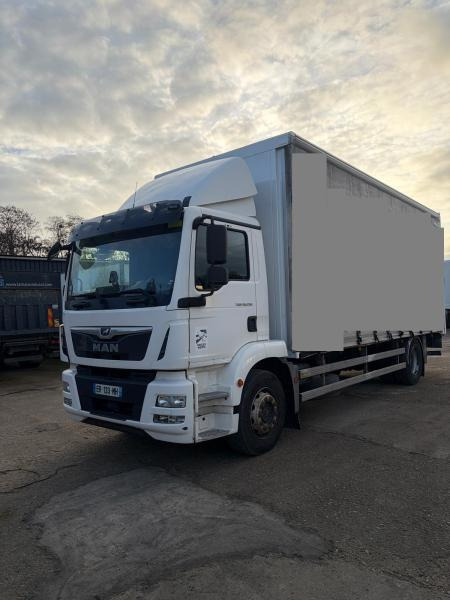 MAN TGM 18.290 - Curtainsider truck: picture 2 MAN TGM 18.290 - Curtainsider truck: picture 2