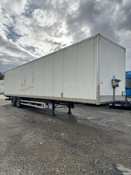 Samro - Closed box semi-trailer: picture 1 Samro - Closed box semi-trailer: picture 1