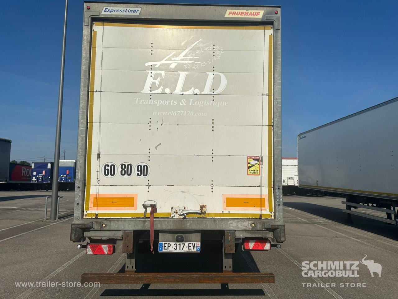 Closed box semi-trailer FRUEHAUF Dryfreight Standard Roller shutter door: picture 10