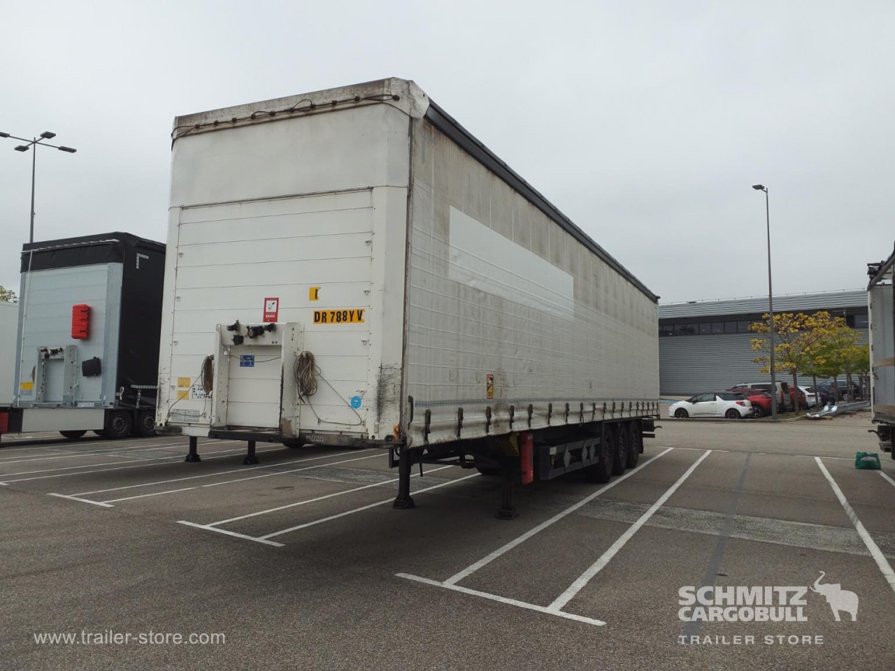 SCHMITZ Curtainsider Standard - Curtainsider semi-trailer: picture 5 SCHMITZ Curtainsider Standard - Curtainsider semi-trailer: picture 5