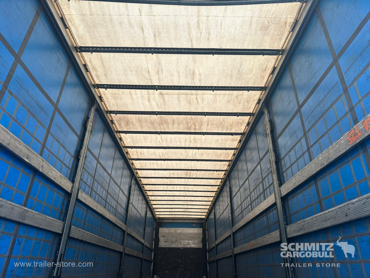 SCHMITZ Curtainsider Standard - Curtainsider semi-trailer: picture 3 SCHMITZ Curtainsider Standard - Curtainsider semi-trailer: picture 3