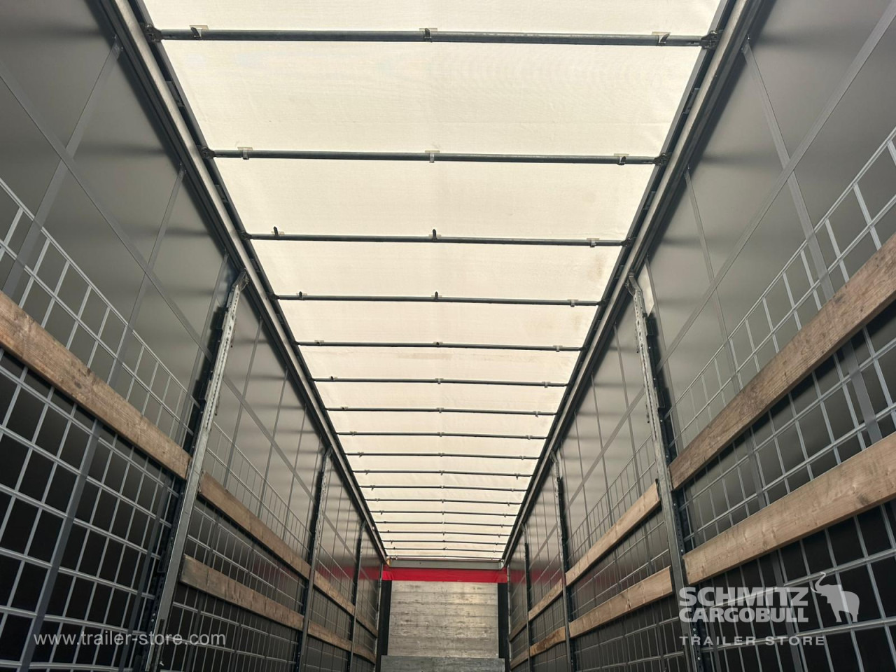 SCHMITZ Curtainsider Standard - Curtainsider semi-trailer: picture 5 SCHMITZ Curtainsider Standard - Curtainsider semi-trailer: picture 5