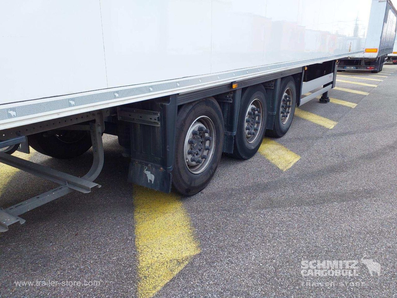 SCHMITZ Reefer Standard - Isothermal semi-trailer: picture 2 SCHMITZ Reefer Standard - Isothermal semi-trailer: picture 2