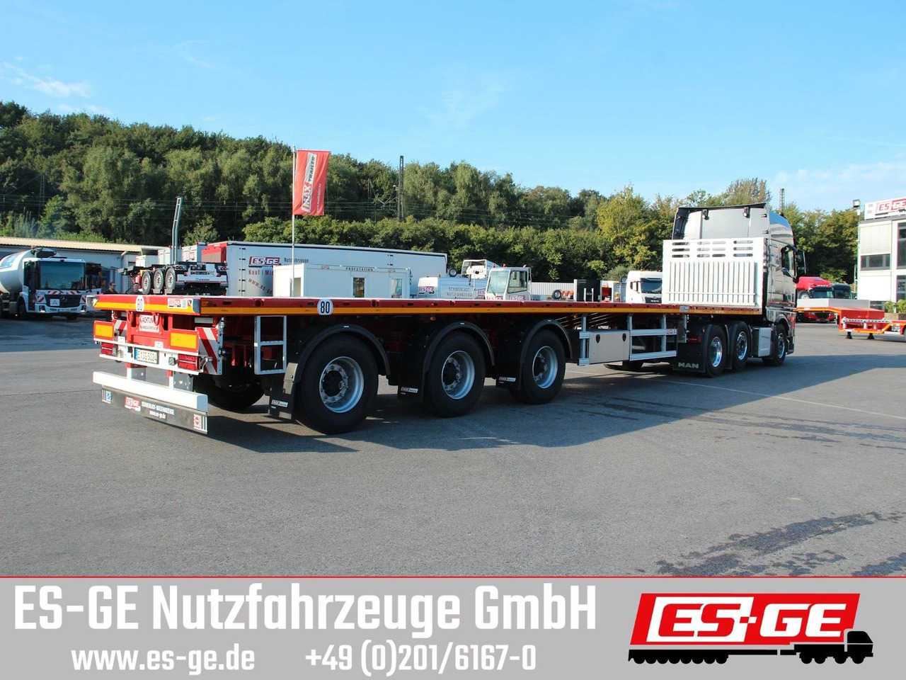 Faymonville MAX Trailer MAX210 Telesattel Faymonville MAX Trailer MAX210 Telesattel - Dropside/ Flatbed semi-trailer: picture 2 Faymonville MAX Trailer MAX210 Telesattel Faymonville MAX Trailer MAX210 Telesattel - Dropside/ Flatbed semi-trailer: picture 2
