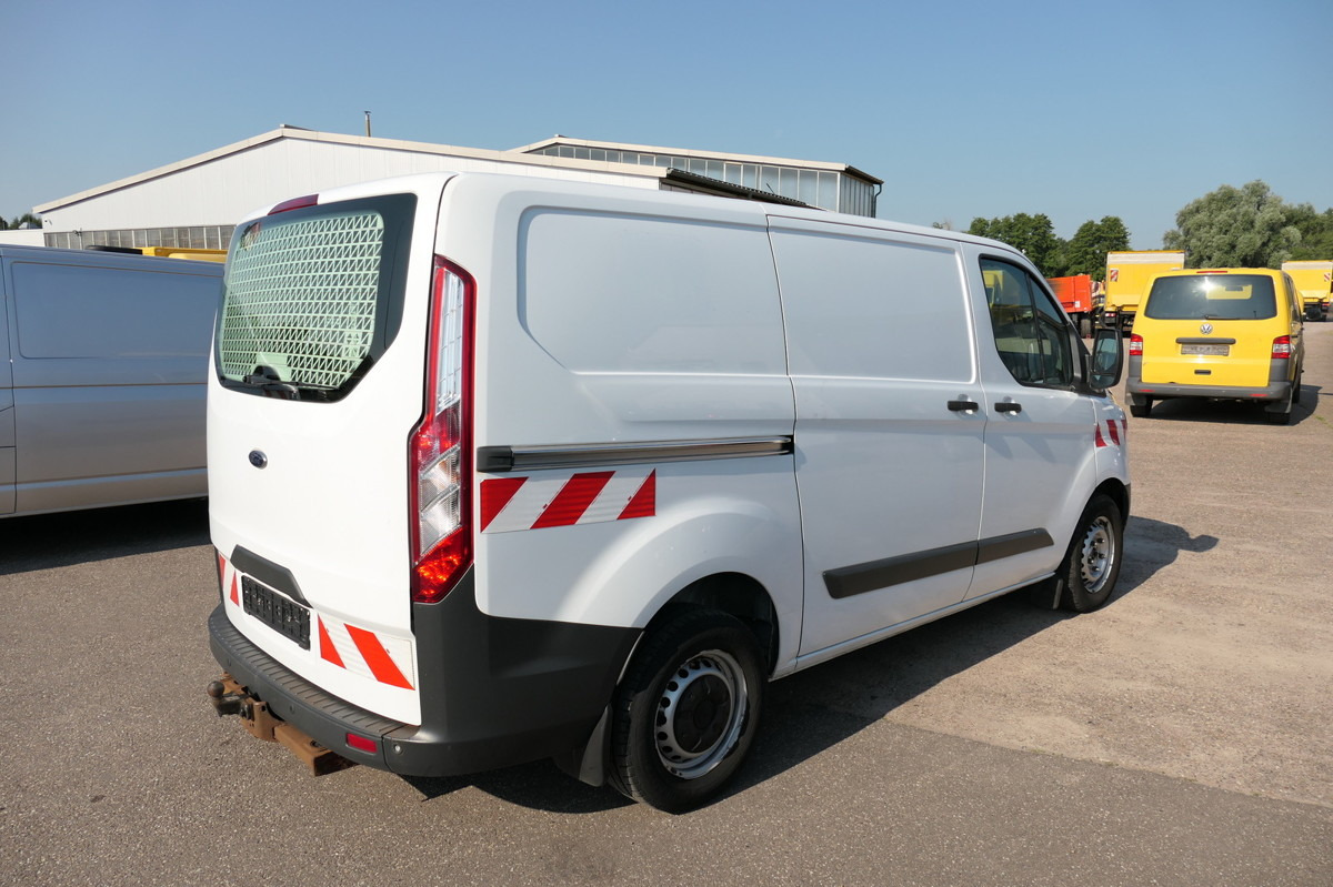 FORD Transit Custom 290 2.0 TDCi KLIMA TEMPOMAT AHK W - Small van: picture 4 FORD Transit Custom 290 2.0 TDCi KLIMA TEMPOMAT AHK W - Small van: picture 4