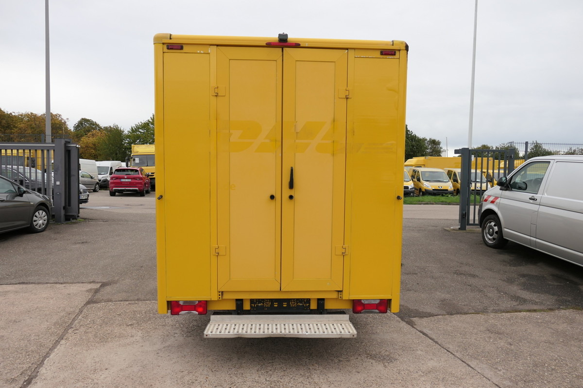 IVECO Daily 35 S11 C30C AUTOMATIK KAMERA MAXI Regale D - Box van: picture 4 IVECO Daily 35 S11 C30C AUTOMATIK KAMERA MAXI Regale D - Box van: picture 4