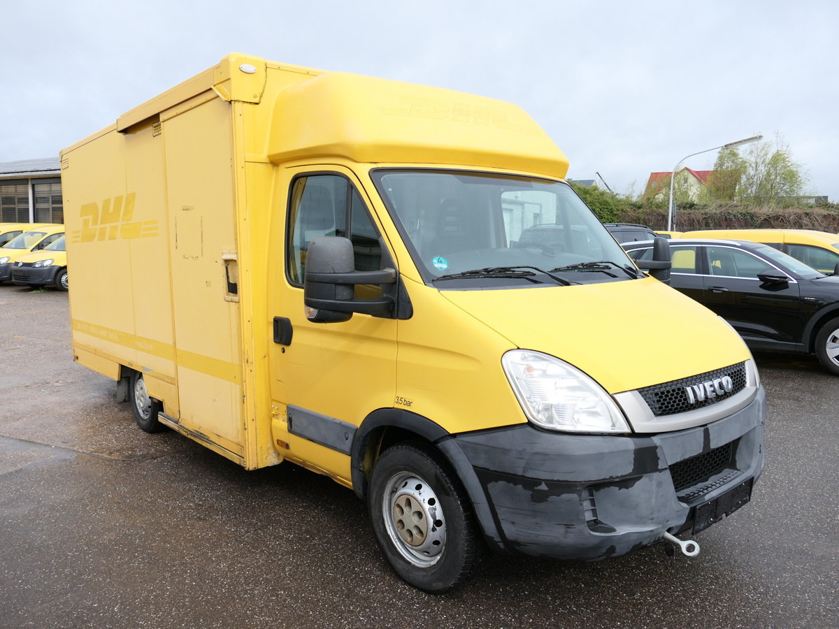 IVECO Daily 35 S11 C30C AUTOMATIK KAMERA MAXI Regale D - Box van: picture 2 IVECO Daily 35 S11 C30C AUTOMATIK KAMERA MAXI Regale D - Box van: picture 2