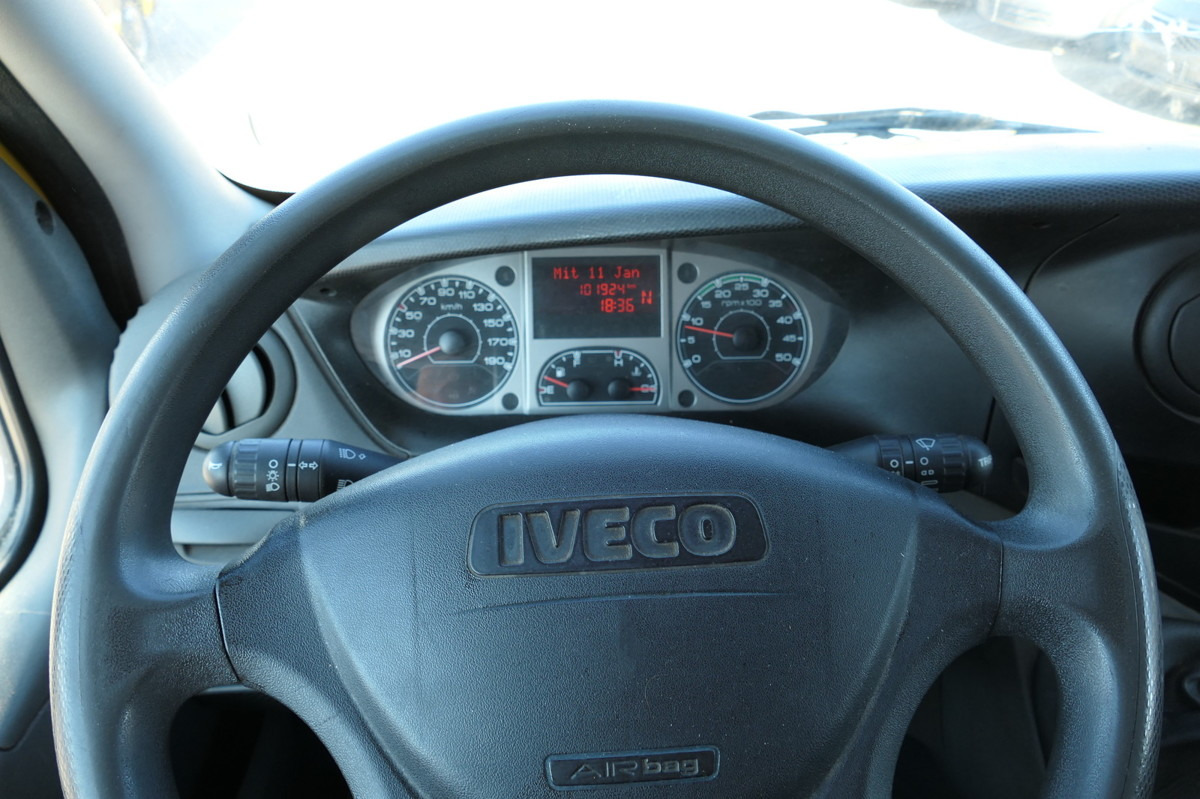 Box van IVECO Daily 35 S11 C30C AUTOMATIK KAMERA MAXI Regale D: picture 12