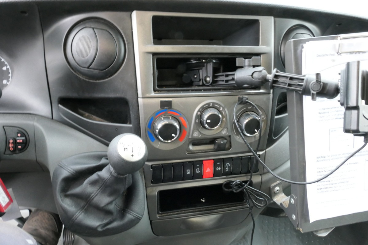 Leasing of IVECO Daily 35 S11 C30C AUTOMATIK KAMERA Regale LUFT D IVECO Daily 35 S11 C30C AUTOMATIK KAMERA Regale LUFT D: picture 10