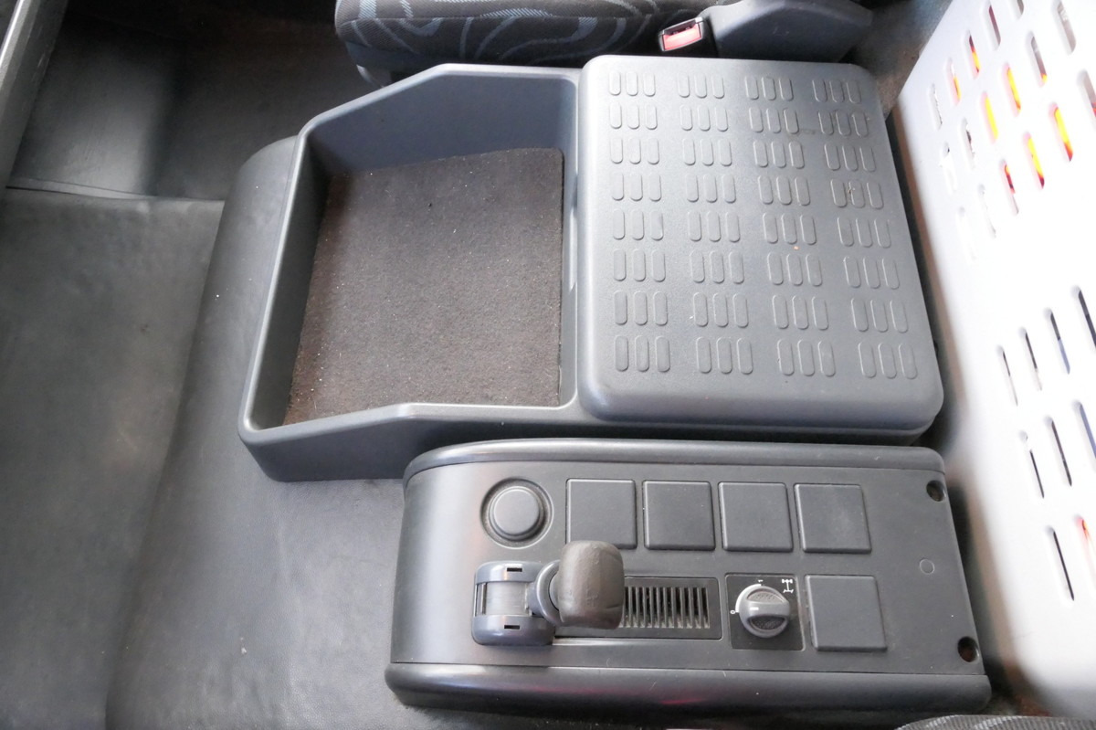 Box van IVECO EuroCargo ML 75 E 16 P LBW LUFT AUTOMATIK COC EU: picture 9