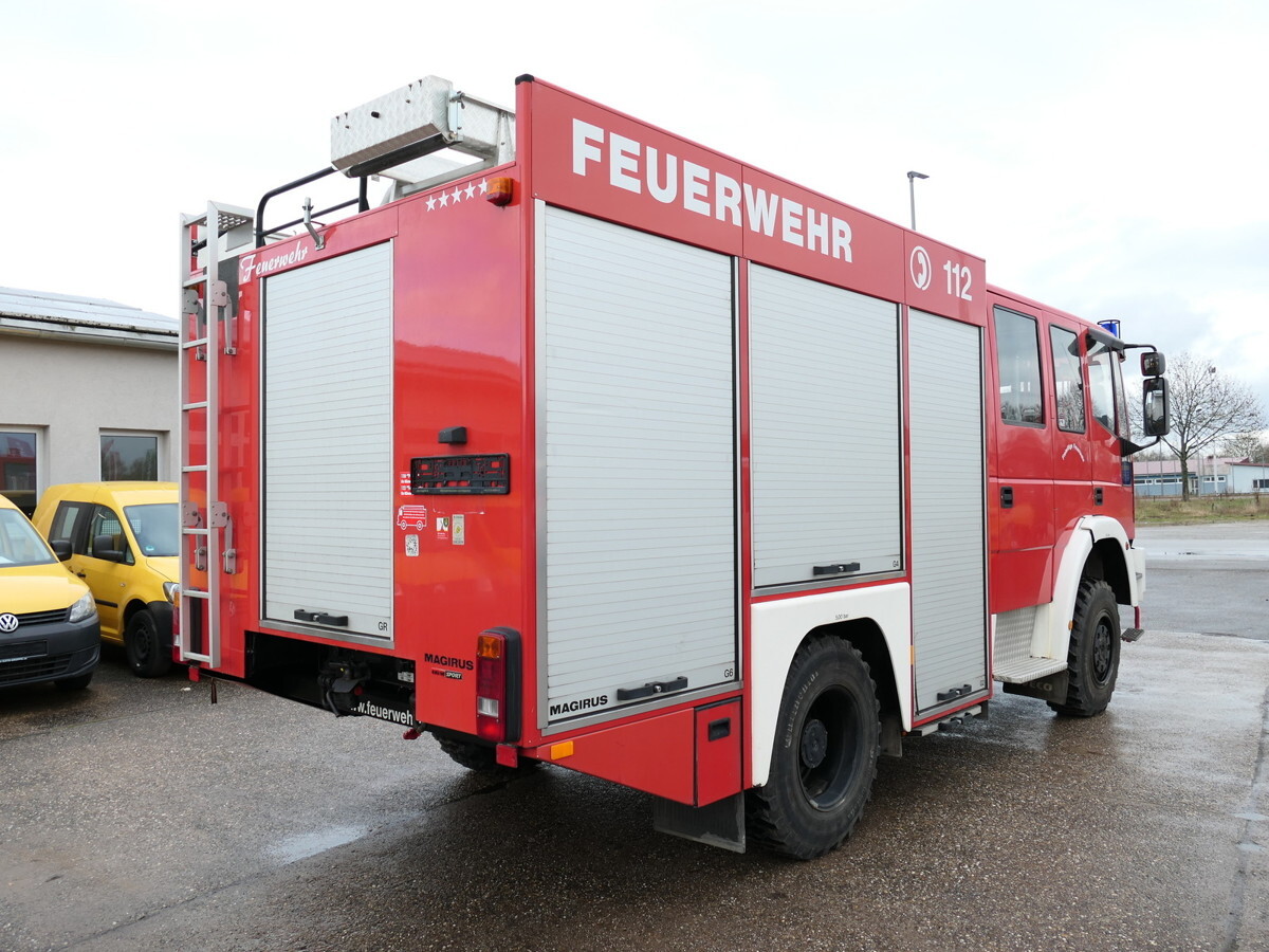 Leasing of IVECO FF 95 E 18W LF 8/6 DoKa 4X4 SFZ FEUERWEHR Löschf IVECO FF 95 E 18W LF 8/6 DoKa 4X4 SFZ FEUERWEHR Löschf: picture 6