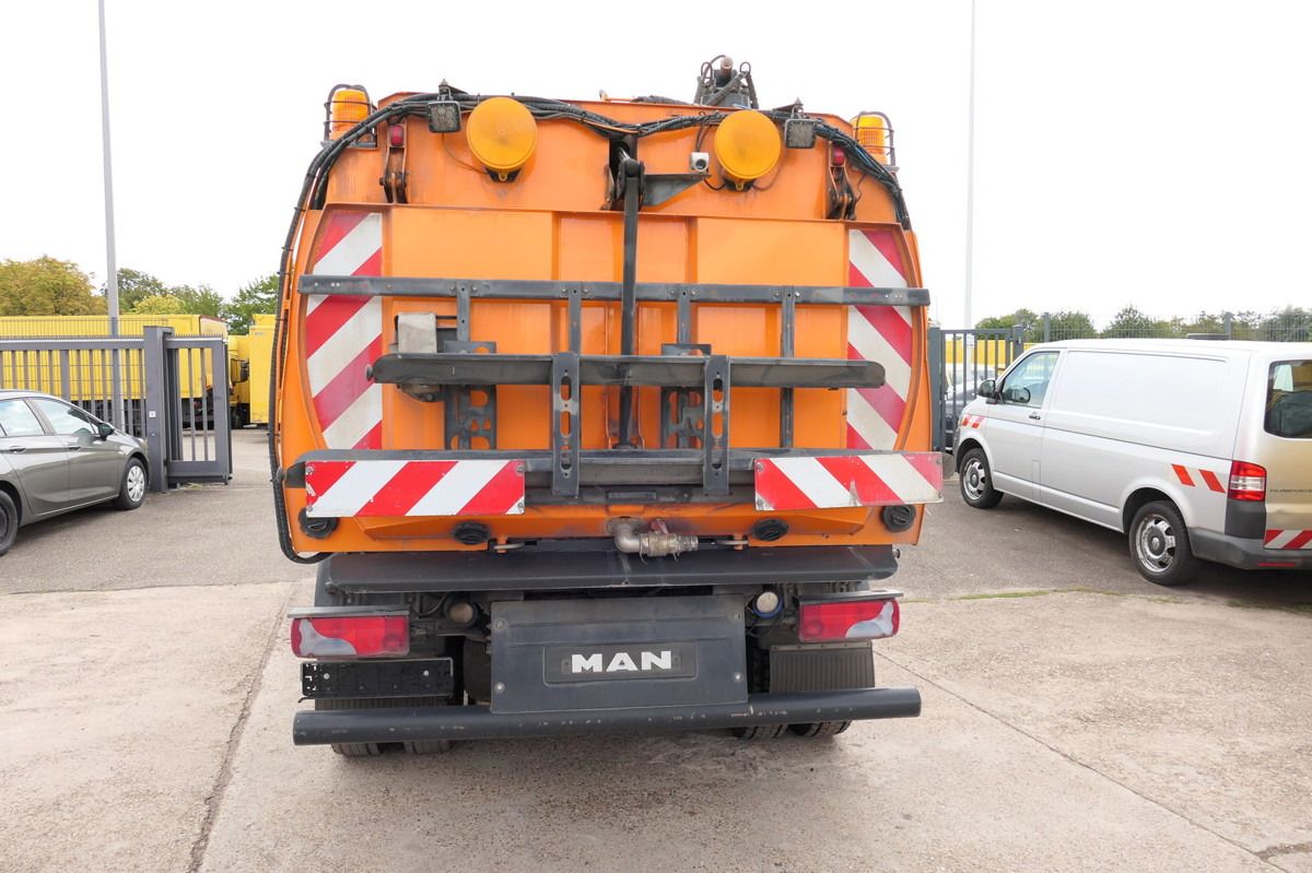 MAN TGL 12.250 Küpper Weisser Kehrmaschine - Road sweeper: picture 4 MAN TGL 12.250 Küpper Weisser Kehrmaschine - Road sweeper: picture 4