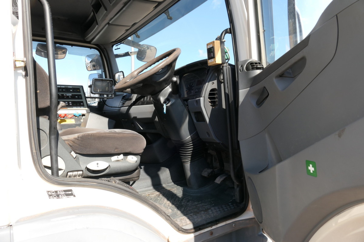 Road sweeper MERCEDES-BENZ Atego 1518 LKO 4x2: picture 8