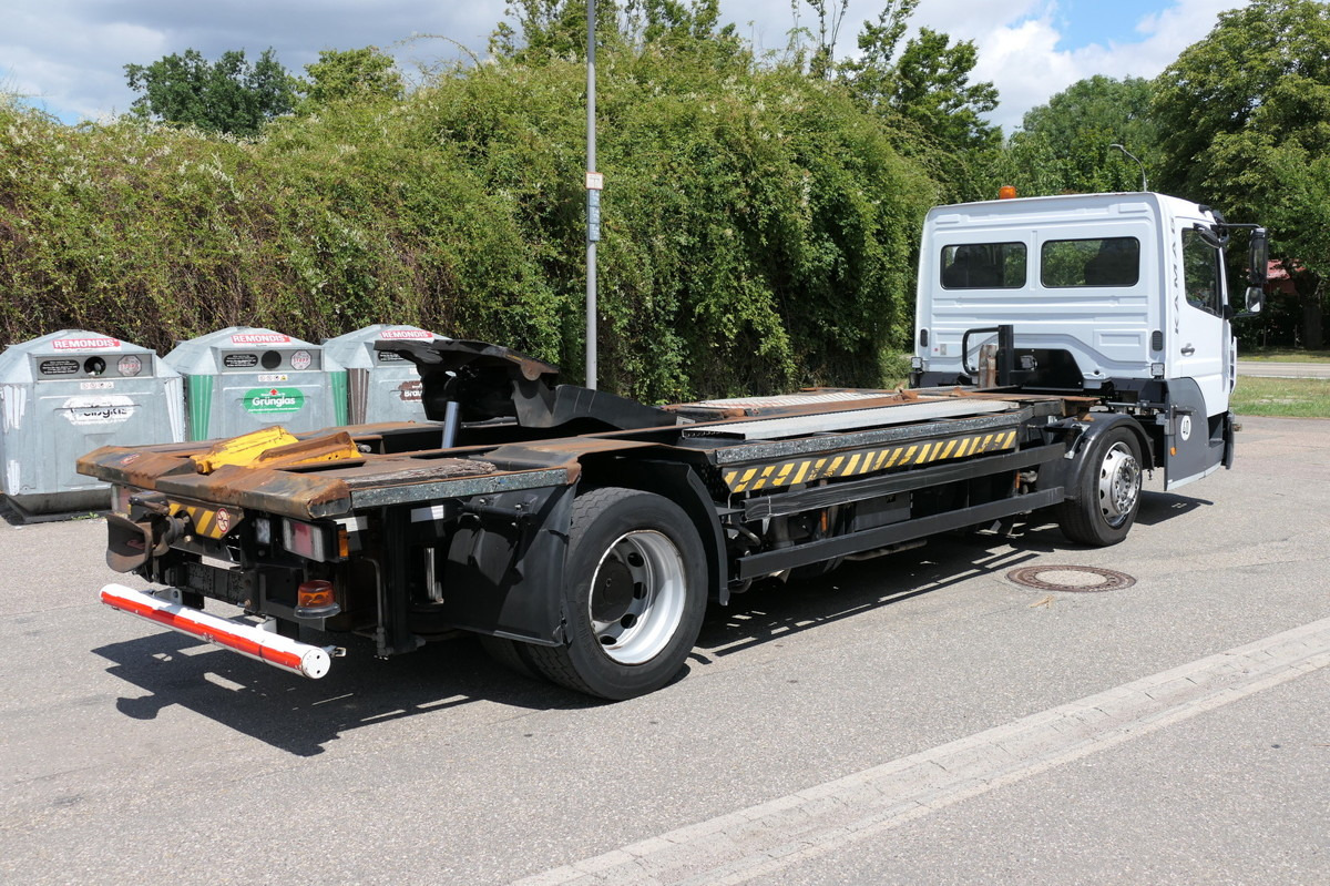 MERCEDES-BENZ Kamag Wiesel WBH 25 Wiesel Umsetzfahrzeug - Container transporter/ Swap body truck: picture 5 MERCEDES-BENZ Kamag Wiesel WBH 25 Wiesel Umsetzfahrzeug - Container transporter/ Swap body truck: picture 5