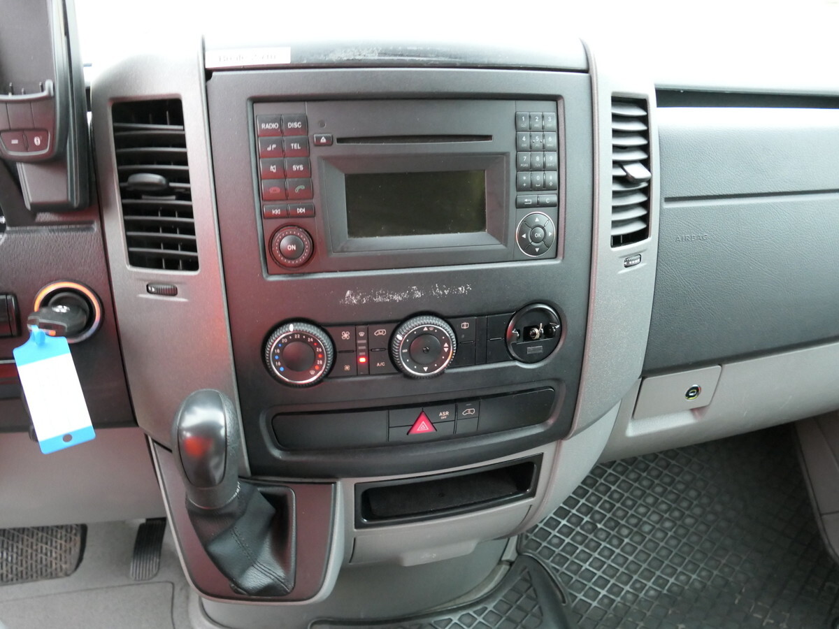 Leasing of MERCEDES-BENZ Sprinter II 516 CDI KLIMA KRANKENWAGEN RTW AUTOM MERCEDES-BENZ Sprinter II 516 CDI KLIMA KRANKENWAGEN RTW AUTOM: picture 10
