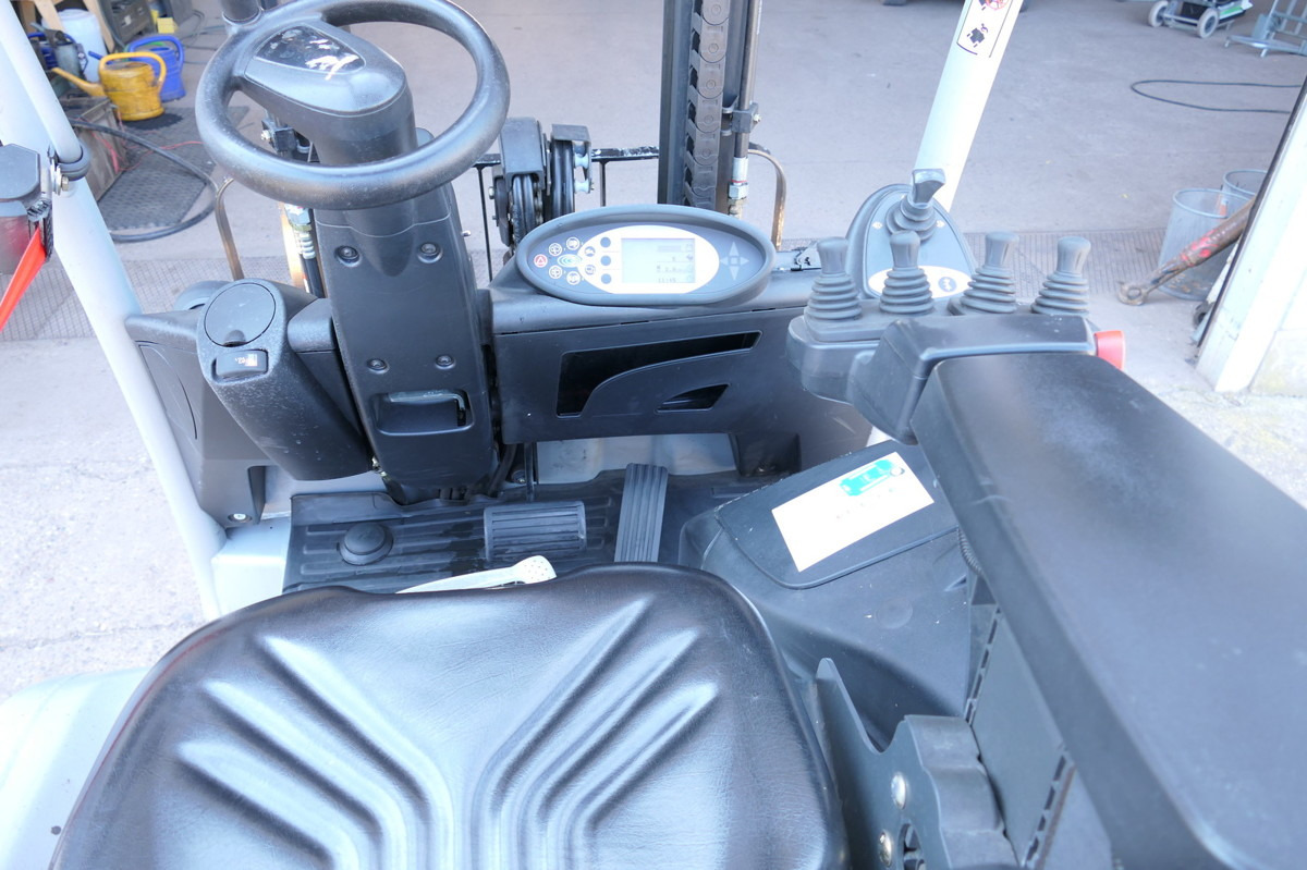 Truck mounted forklift STILL RX 20-18P/H 4-RAD Batterie 33/2017: picture 7