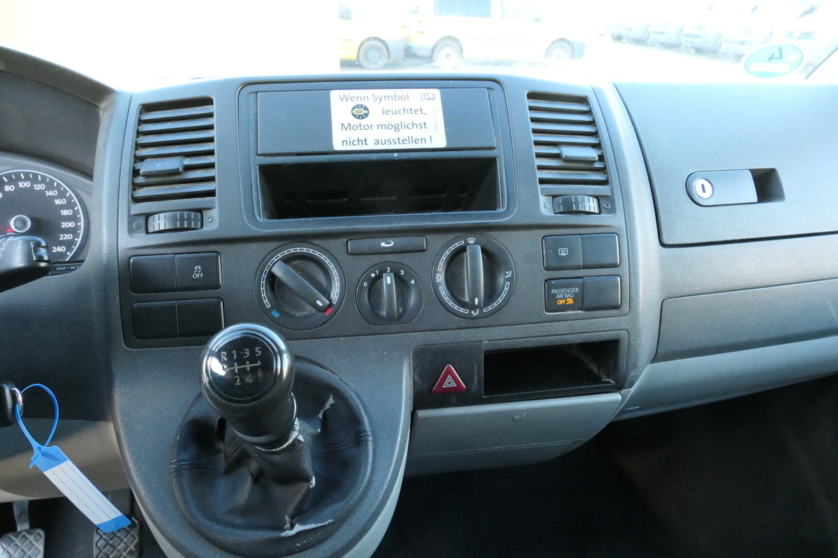Small van VW T5 Transporter 2.0 TDI EURO-5 CoC 2xSCHIEBETÜR P: picture 13 Small van VW T5 Transporter 2.0 TDI EURO-5 CoC 2xSCHIEBETÜR P: picture 13