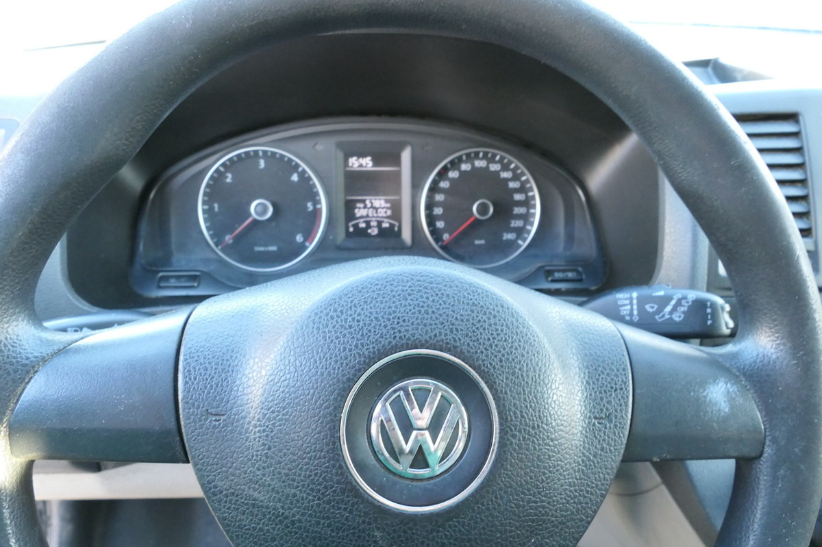 Interior photo 2: Small van VW T5 Transporter 2.0 TDI EURO-5 CoC 2xSCHIEBETÜR P Interior photo 2: Small van VW T5 Transporter 2.0 TDI EURO-5 CoC 2xSCHIEBETÜR P