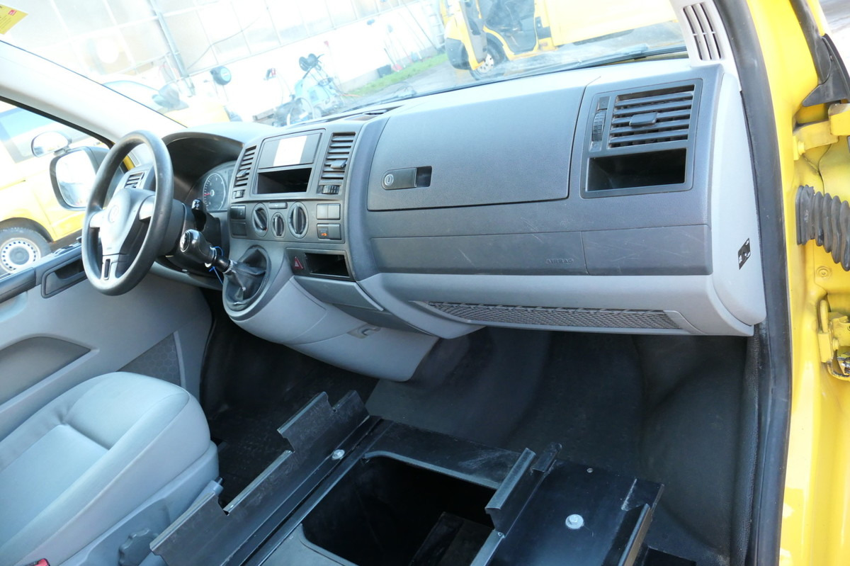 Small van VW T5 Transporter 2.0 TDI EURO-5 CoC 2xSCHIEBETÜR P: picture 8 Small van VW T5 Transporter 2.0 TDI EURO-5 CoC 2xSCHIEBETÜR P: picture 8