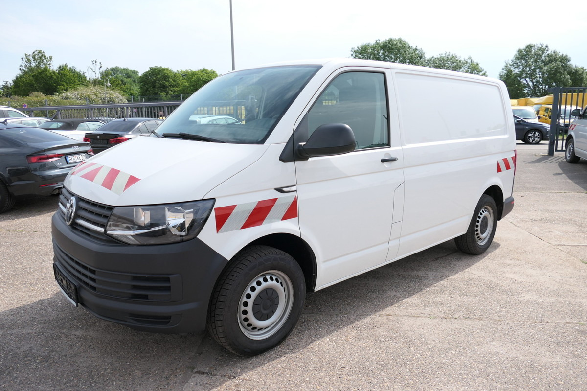 VW T6 Transporter 2.0 TDI 4Motion 3Sitzer KLIMA AHK - Small van: picture 3 VW T6 Transporter 2.0 TDI 4Motion 3Sitzer KLIMA AHK - Small van: picture 3