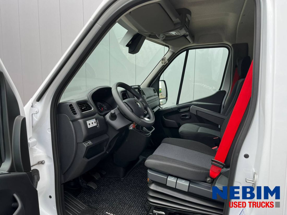 New Box truck Renault Master BE-Combi 3500Plus - Bakwagen met laadklep 27 m3: picture 10 New Box truck Renault Master BE-Combi 3500Plus - Bakwagen met laadklep 27 m3: picture 10