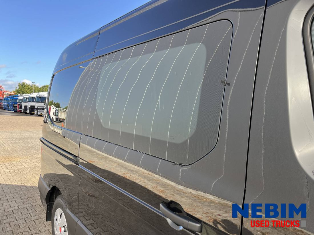 Renault Master L2H2 170HP Automatic Air Suspension - Panel van: picture 4 Renault Master L2H2 170HP Automatic Air Suspension - Panel van: picture 4