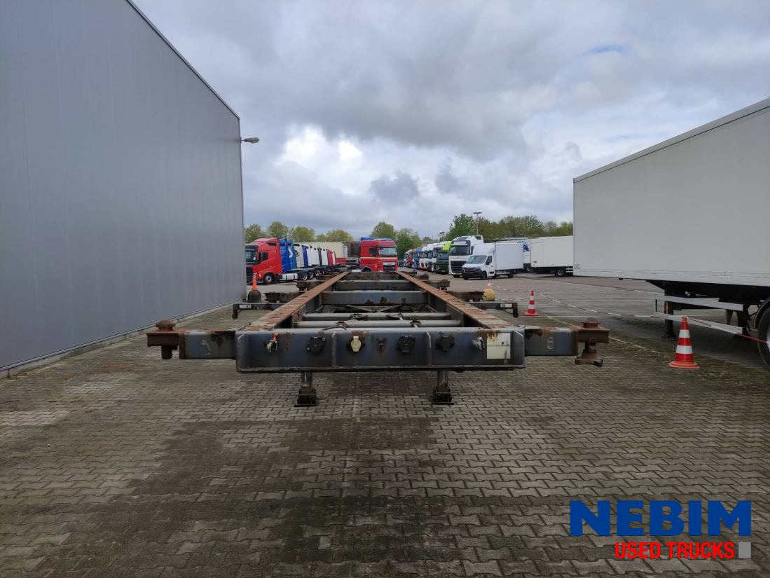 Renders Containerchassis ROC 12.27 CC - 1x40" 1x30" 2x20" - Container transporter/ Swap body semi-trailer: picture 4 Renders Containerchassis ROC 12.27 CC - 1x40" 1x30" 2x20" - Container transporter/ Swap body semi-trailer: picture 4