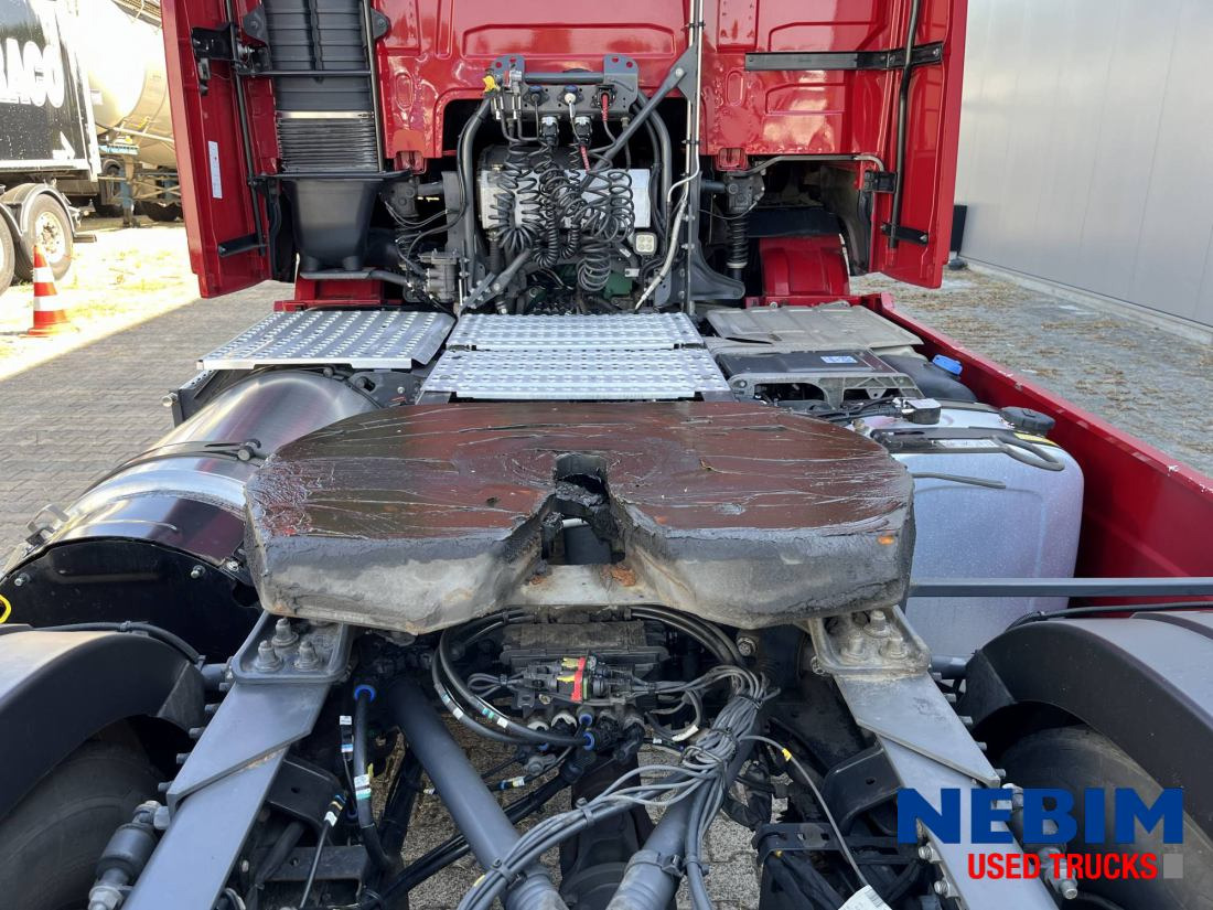 Tractor unit Volvo FH 460 4x2 LNG - MA - Chassis Code: picture 15 Tractor unit Volvo FH 460 4x2 LNG - MA - Chassis Code: picture 15