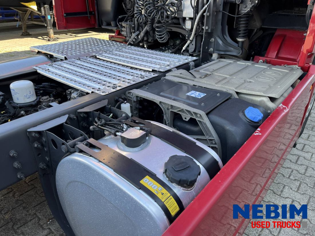 Tractor unit Volvo FH 460 4x2 LNG - MA - Chassis Code: picture 16 Tractor unit Volvo FH 460 4x2 LNG - MA - Chassis Code: picture 16