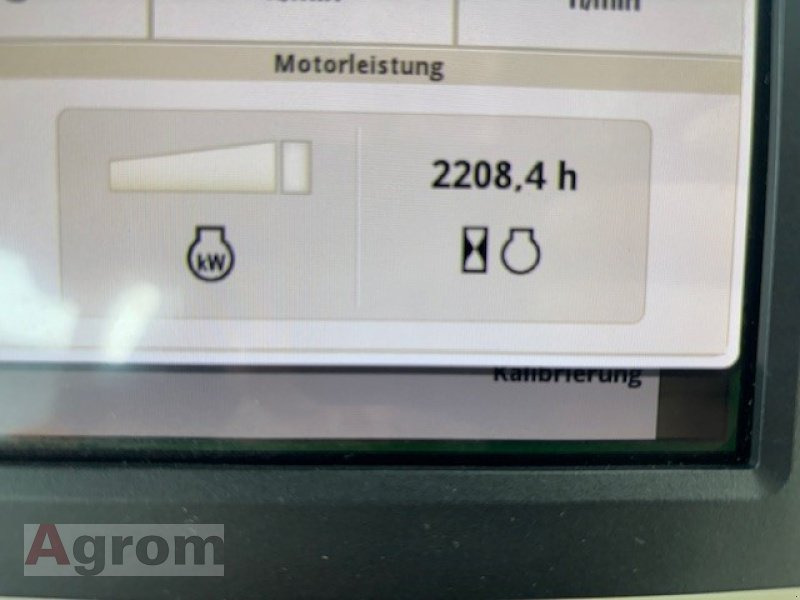 John Deere 6155R - Farm tractor: picture 3 John Deere 6155R - Farm tractor: picture 3