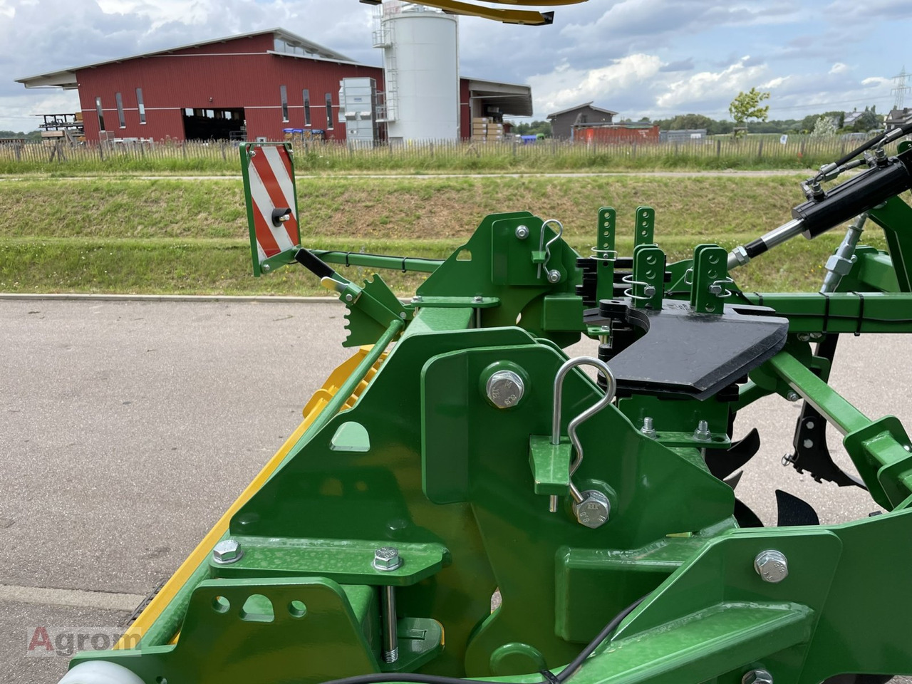 New Cultivator Kerner Corona C 450: picture 8