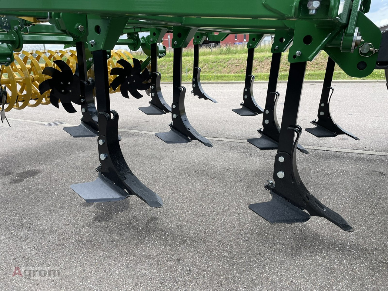 New Cultivator Kerner Corona C 450: picture 7