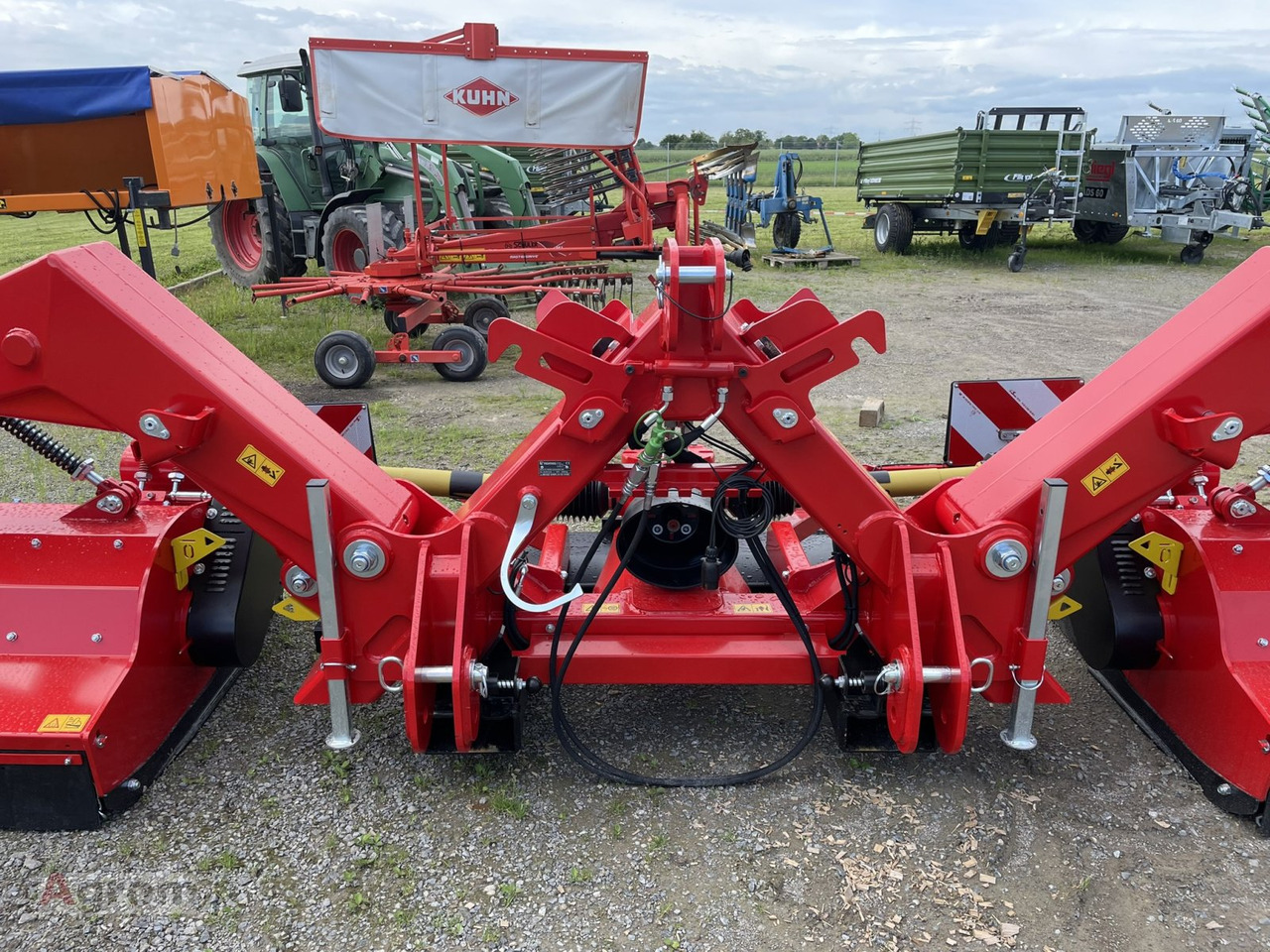 Tehnos MU2Z 840R - Flail mower/ Mulcher: picture 5 Tehnos MU2Z 840R - Flail mower/ Mulcher: picture 5