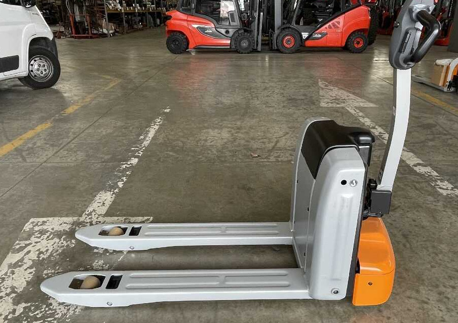 Still ECH 15 (30 Ah) PUx1 - Pallet truck: picture 2 Still ECH 15 (30 Ah) PUx1 - Pallet truck: picture 2