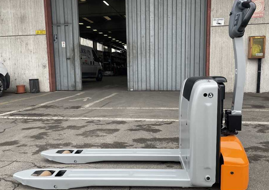 Still ECH 15 (30 Ah) PUx1 - Pallet truck: picture 2 Still ECH 15 (30 Ah) PUx1 - Pallet truck: picture 2