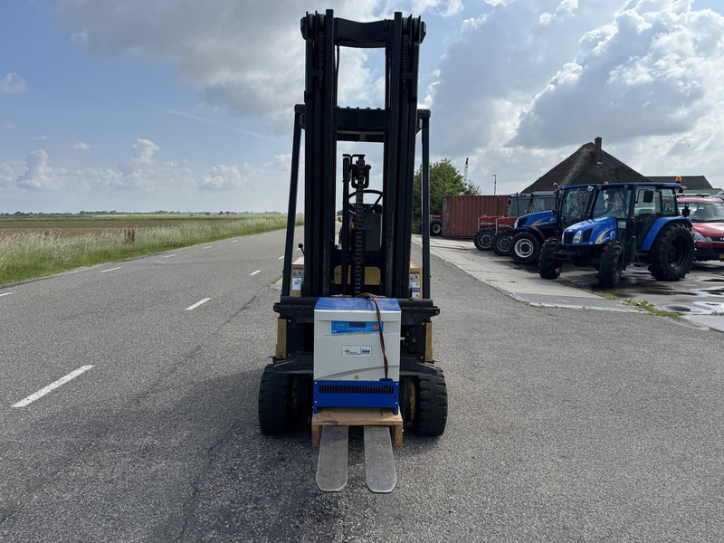 Hyster E2.50XL - Electric forklift: picture 2 Hyster E2.50XL - Electric forklift: picture 2